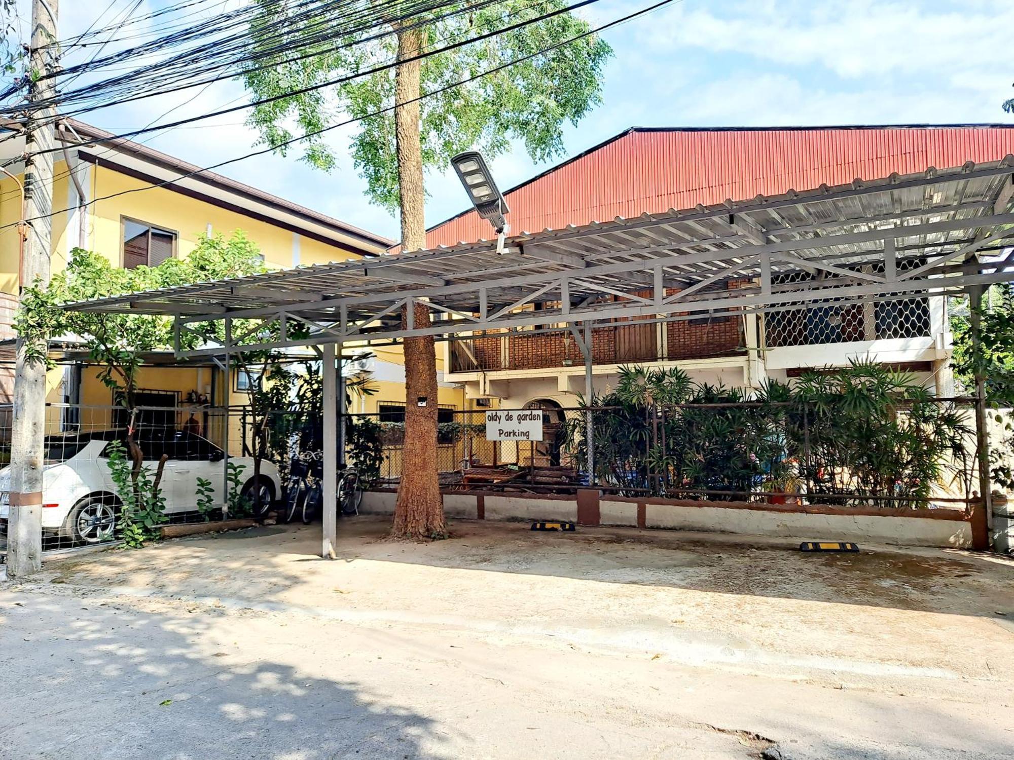 Oldy De Garden Aparthotel Chiang Mai Quarto foto
