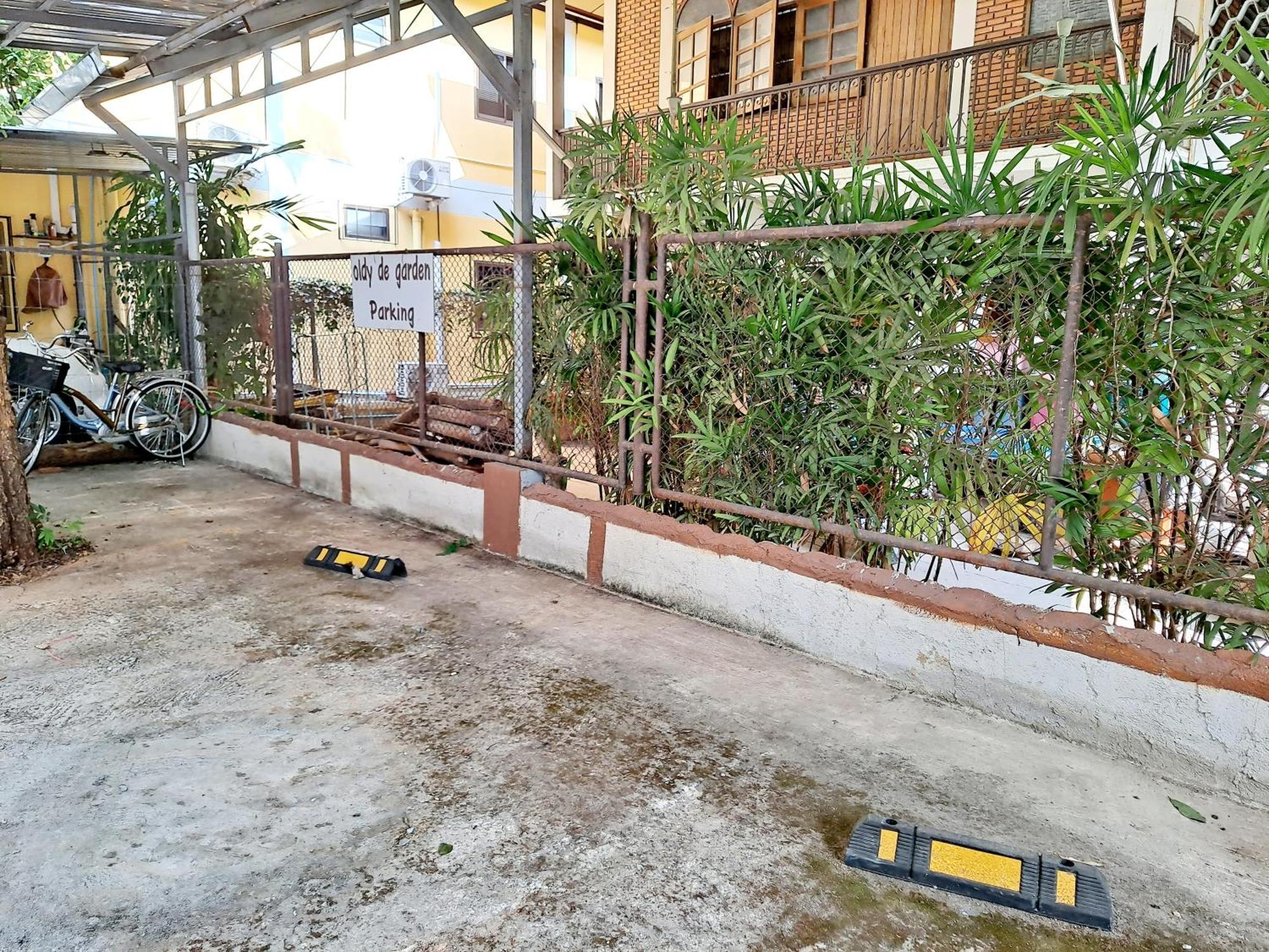 Oldy De Garden Aparthotel Chiang Mai Quarto foto
